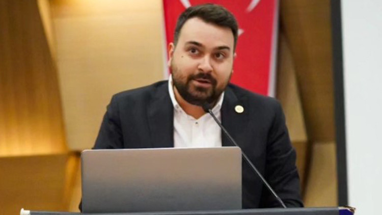 Ozgur dursen kimdir eski genclerbirligi yoneticisi ozgur dursen kac yasinda ve nereli PRc7pQnz